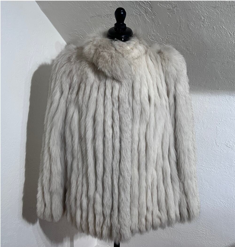 Vintage Genuine Finnish Blue Fox Fur Coat – Ivory Silver Statement Jacket